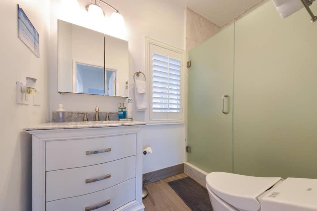 1000#1 Contemporary Home W/ Parking, Grill, & Ac! Newport Beach Eksteriør billede